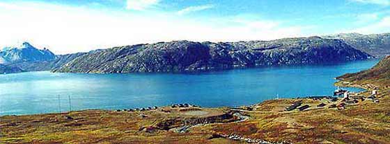 10 km Arsukfjord 2000. � Suulut Foto.