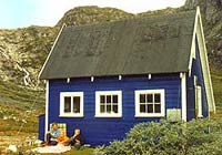 Ellersliehavn, bl� hytte 1997. � Suulut Foto.